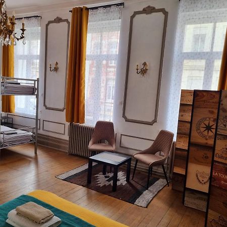 Les Appartements Fenelon Le Cateau-Cambresis Eksteriør bilde