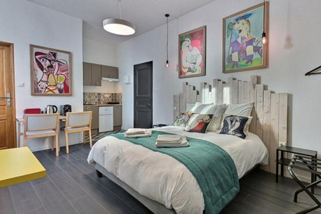Les Appartements Fenelon Le Cateau-Cambresis Eksteriør bilde