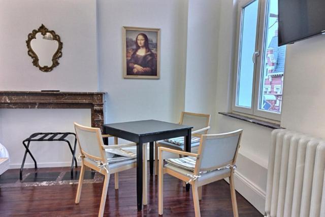 Les Appartements Fenelon Le Cateau-Cambresis Eksteriør bilde